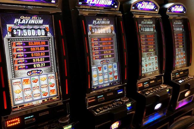 Slot